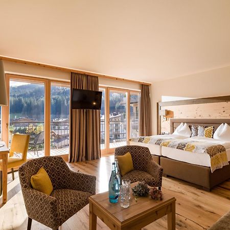 Hotel Zentral ****Superior Кирхберг Экстерьер фото