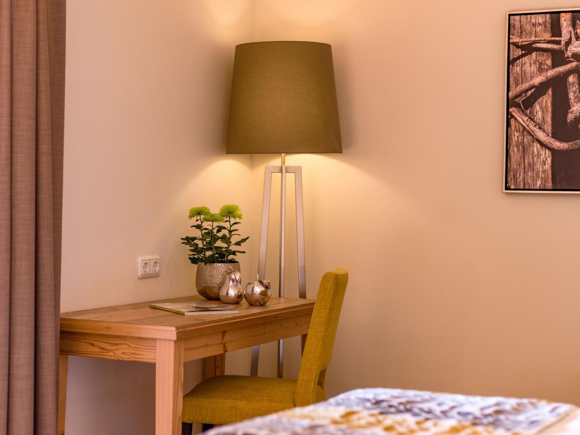 Hotel Zentral ****Superior Кирхберг Экстерьер фото